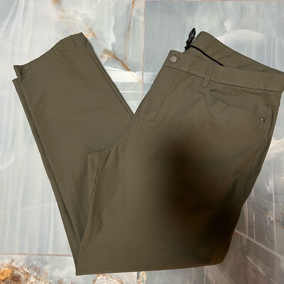 Lululemon Size 38 Men’s Pants - Picture 2 of 6